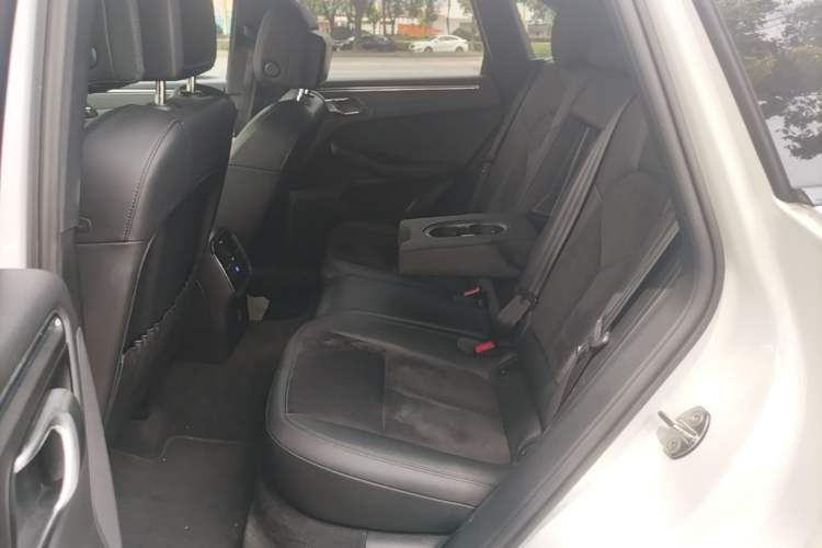 Used Porsche Macan 2021 Macan 2.0T Left Rear Seat