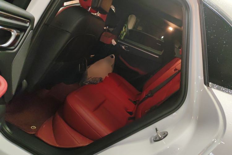 Used Porsche Macan 2021 Macan 2.0T Left Rear Seat