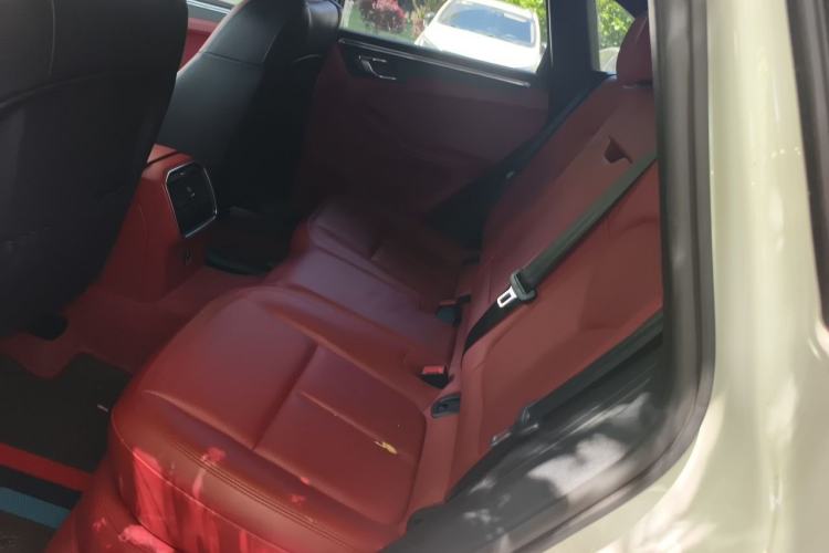 Used Porsche Macan 2021 Macan 2.0T Left Rear Seat