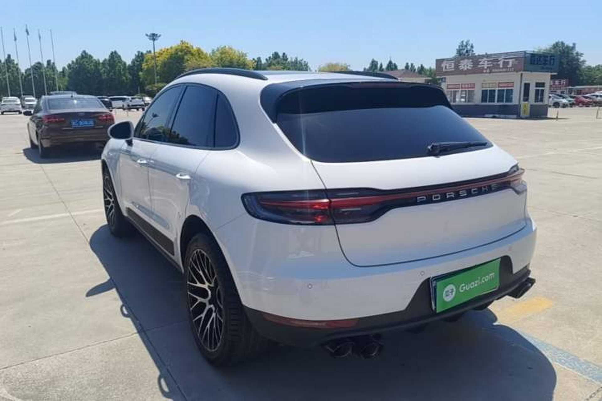 Used Porsche Macan 2021 Macan 2.0T Rear Left 45 Deg