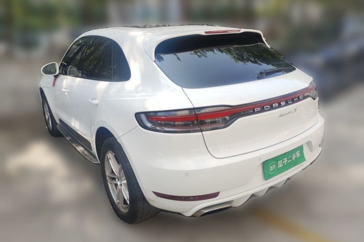 Used Porsche Macan 2021 Macan 2.0T Rear Left 45 Deg