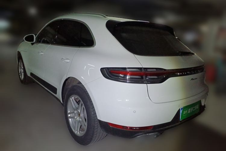 Used Porsche Macan 2021 Macan 2.0T Rear Left 45 Deg