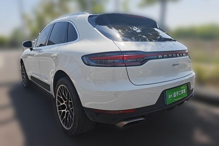 Used Porsche Macan 2021 Macan 2.0T Rear Left 45 Deg
