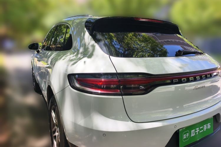 Used Porsche Macan 2021 Macan 2.0T Rear Left 45 Deg