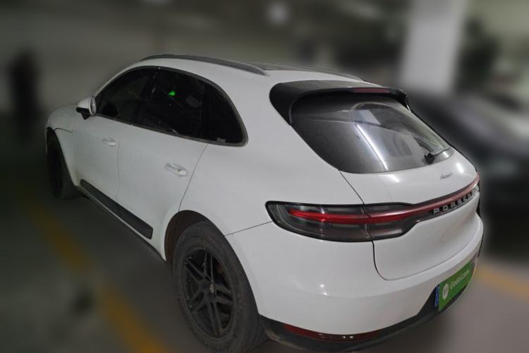 Used Porsche Macan 2021 Macan 2.0T Rear Left 45 Deg