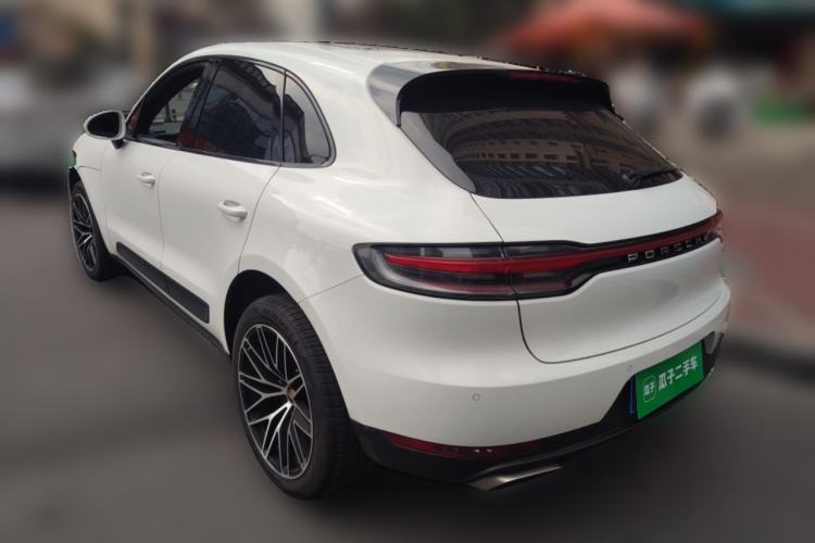 Used Porsche Macan 2021 Macan 2.0T Rear Left 45 Deg