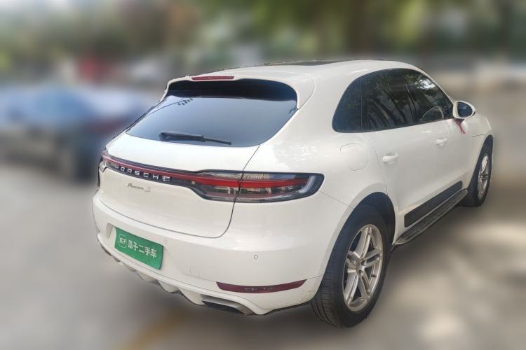 Used Porsche Macan 2021 Macan 2.0T Rear Right 45 Deg