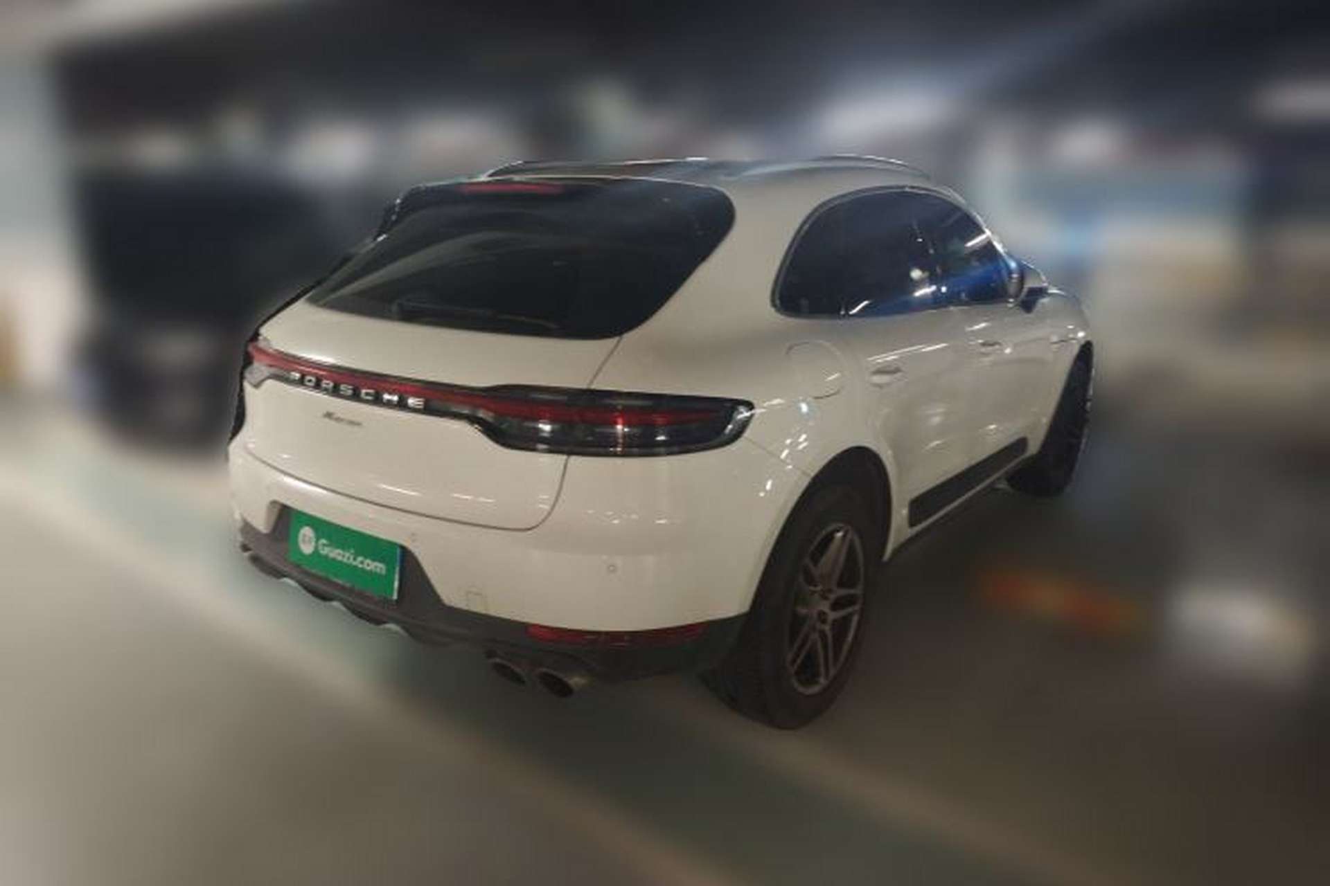 Used Porsche Macan 2021 Macan 2.0T Rear Right 45 Deg