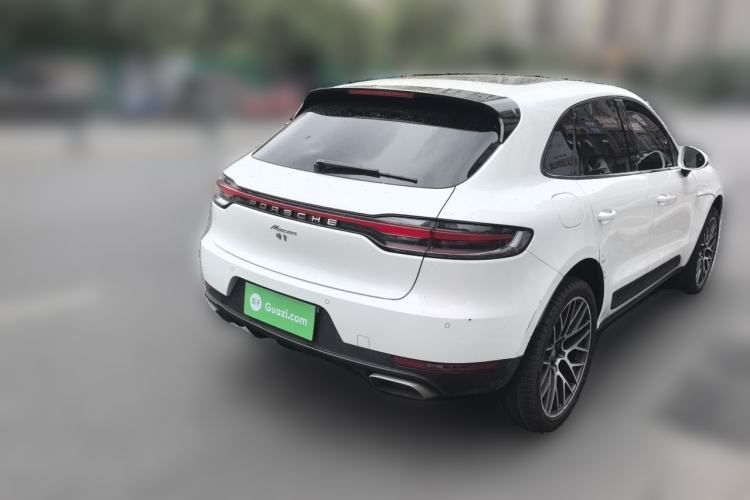 Used Porsche Macan 2021 Macan 2.0T Rear Right 45 Deg