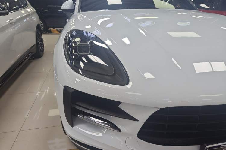 Used Porsche Macan 2021 Macan 2.0T Right Front Headlight