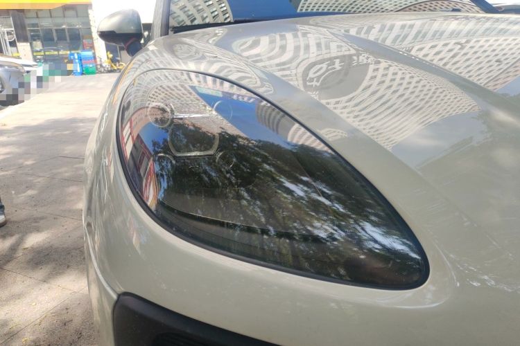 Used Porsche Macan 2021 Macan 2.0T Right Front Headlight