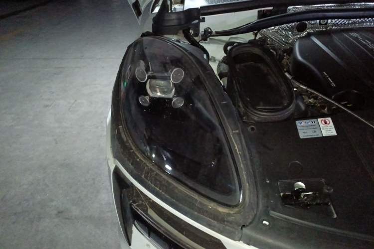 Used Porsche Macan 2021 Macan 2.0T Right Front Headlight