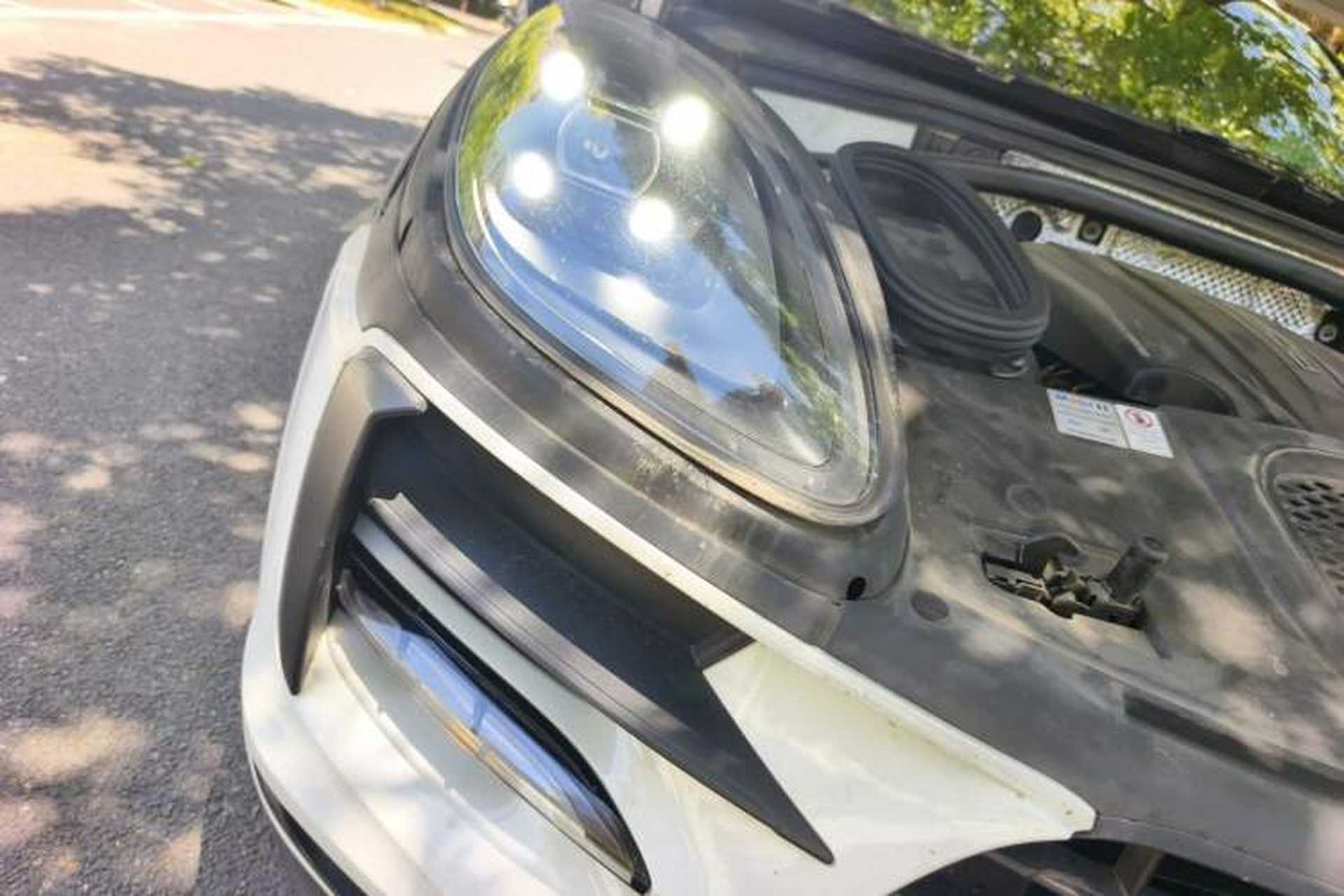 Used Porsche Macan 2021 Macan 2.0T Right Front Headlight