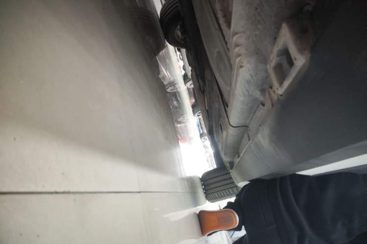 Used Porsche Macan 2021 Macan 2.0T Right Side Sill