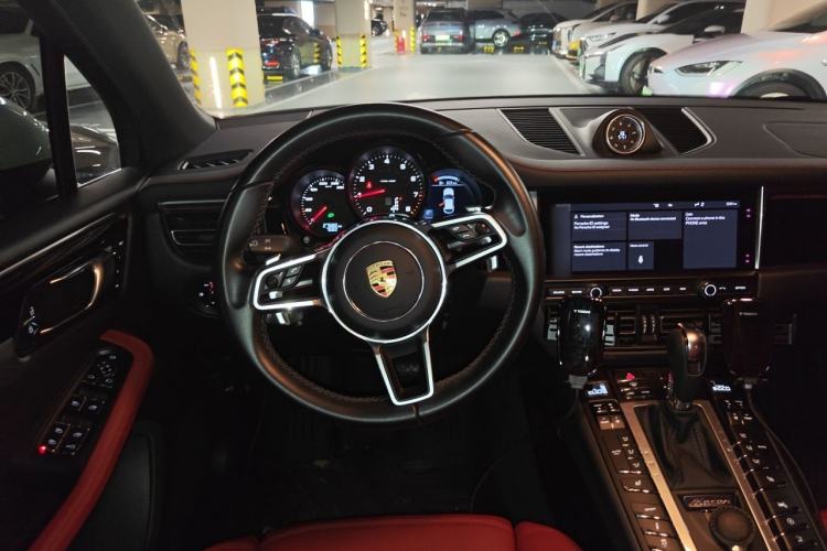 Used Porsche Macan 2021 Macan 2.0T Steering Wheel