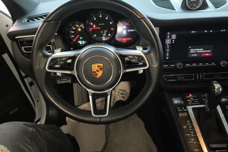 Used Porsche Macan 2021 Macan 2.0T Steering Wheel