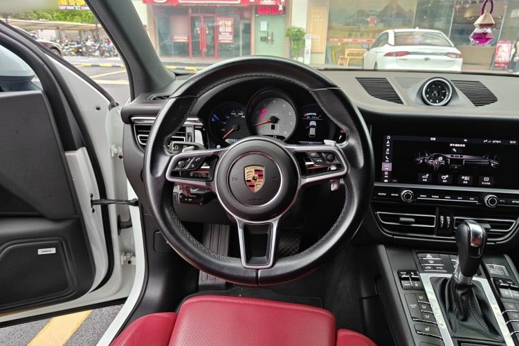 Used Porsche Macan 2021 Macan S 3.0T Steering Wheel