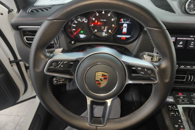Used Porsche Macan 2021 Macan 2.0T Steering Wheel