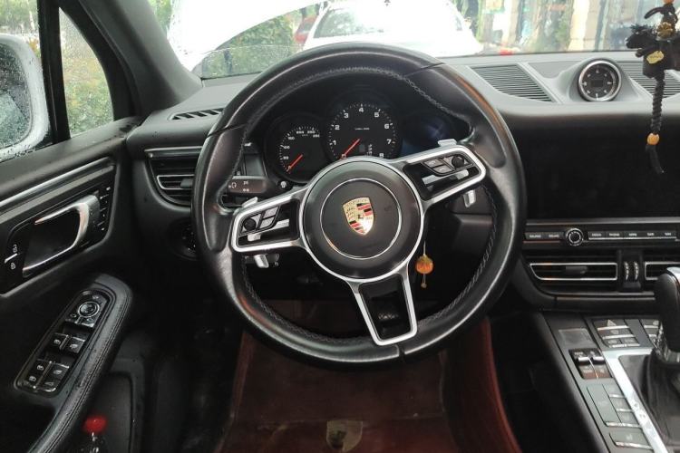 Used Porsche Macan 2021 Macan 2.0T Steering Wheel