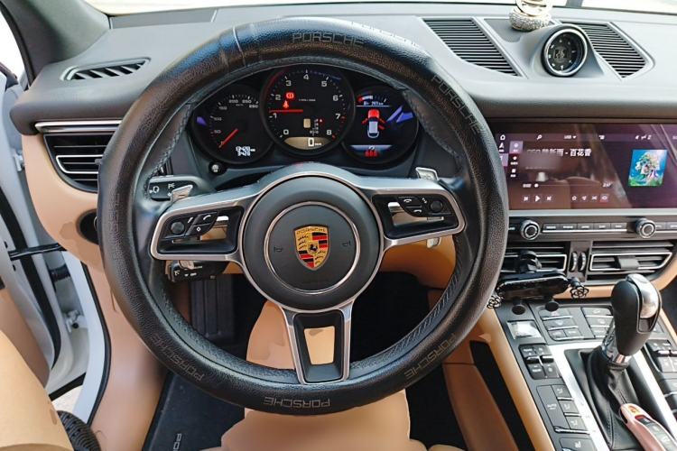 Used Porsche Macan 2021 Macan 2.0T Steering Wheel