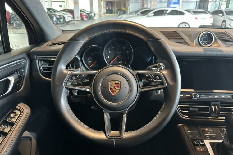 Used Porsche Macan 2021 Macan 2.0T Steering Wheel