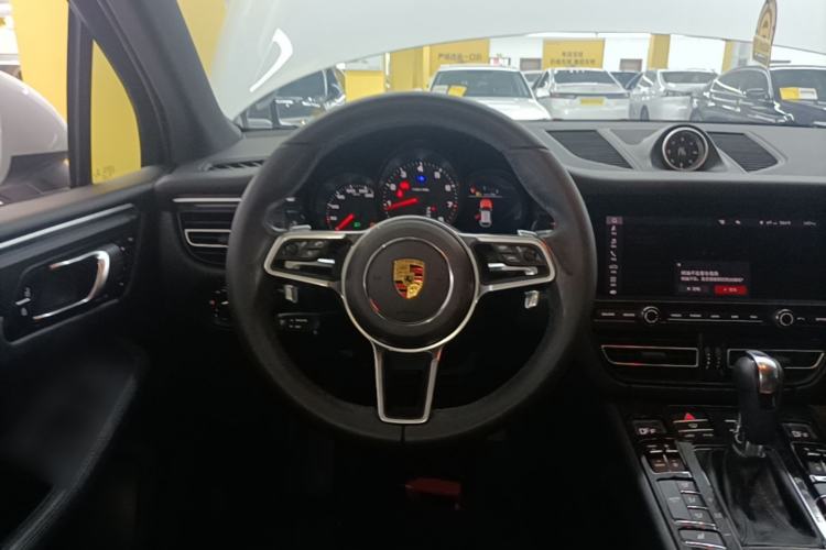 Used Porsche Macan 2021 Macan 2.0T Steering Wheel