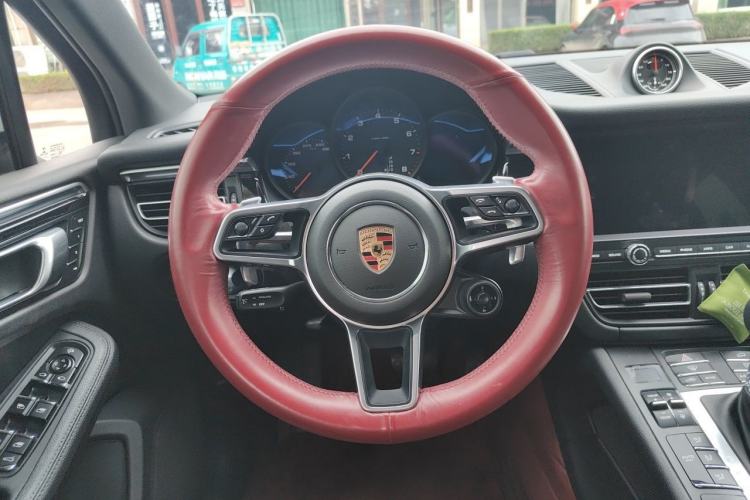 Used Porsche Macan 2021 Macan 2.0T Steering Wheel