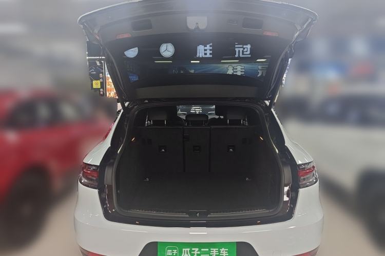 Used Porsche Macan 2021 Macan 2.0T Trunk