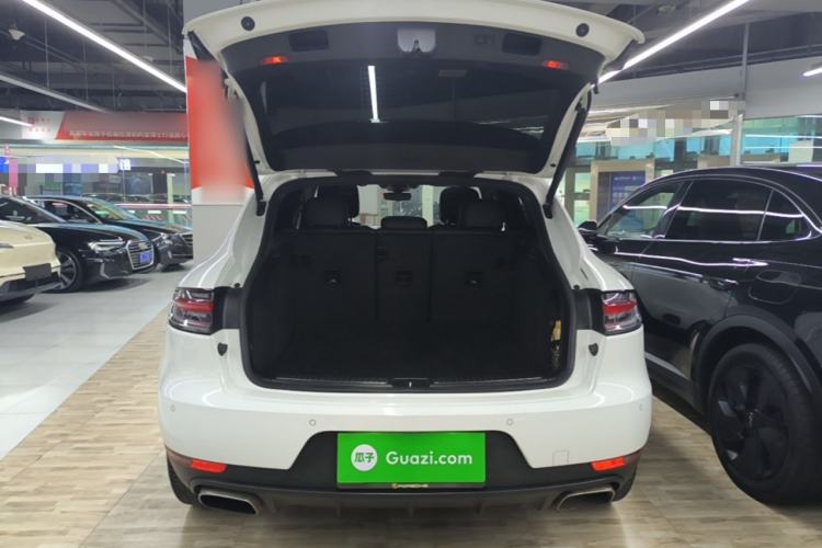 Used Porsche Macan 2021 Macan 2.0T Trunk