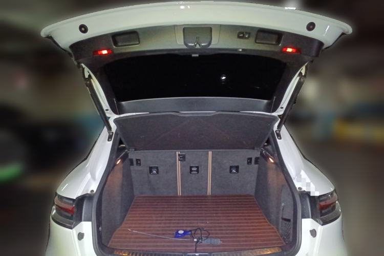 Used Porsche Macan 2021 Macan 2.0T Trunk