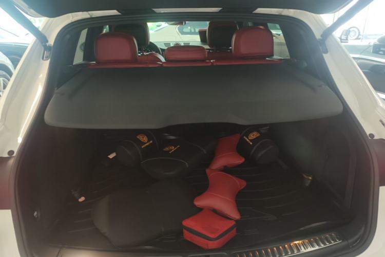 Used Porsche Macan 2021 Macan 2.0T Trunk