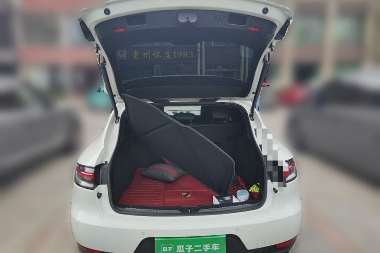 Used Porsche Macan 2021 Macan 2.0T Trunk