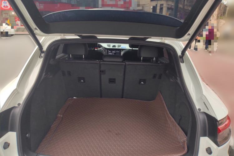 Used Porsche Macan 2021 Macan 2.0T Trunk