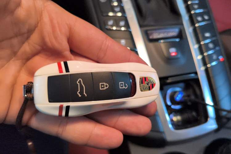 Used Porsche Macan 2021 Macan S 3.0T Vehicle Key