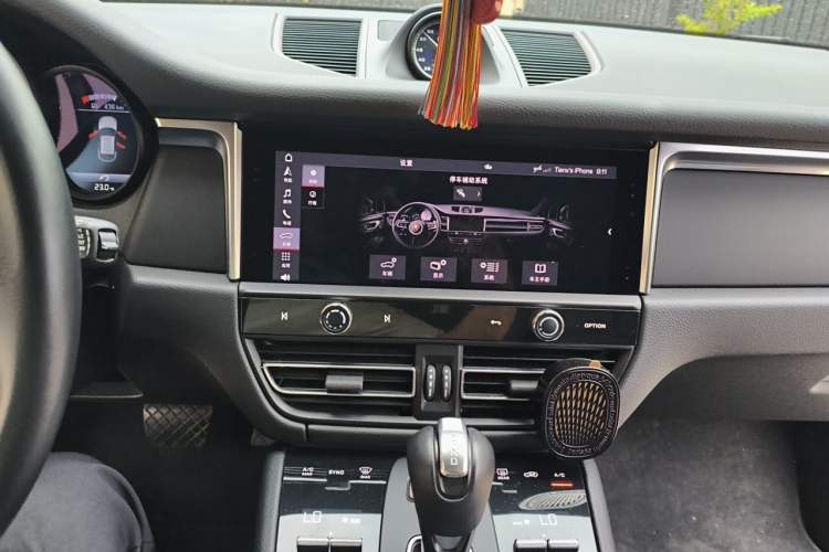 Used Porsche Macan 2022 Macan 2.0T Audio And AC Panel