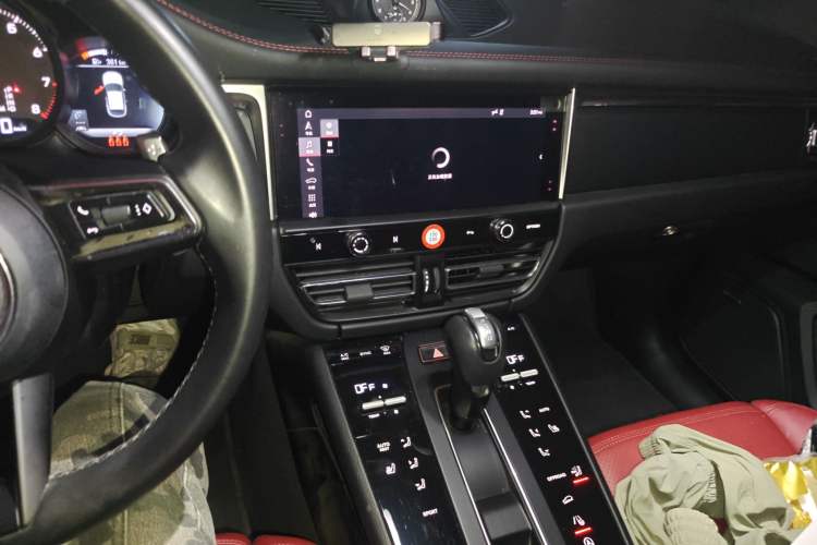 Used Porsche Macan 2022 Macan 2.0T Audio And AC Panel