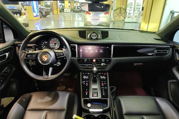 Used Porsche Macan 2022 Macan S 2.9T Center Console