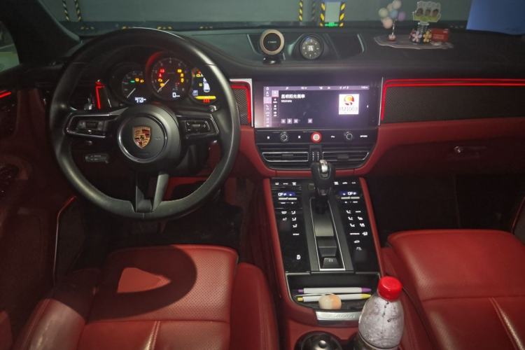 Used Porsche Macan 2022 Macan 2.0T Center Console