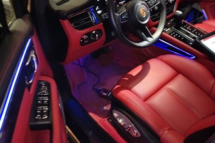 Used Porsche Macan 2022 Macan 2.0T Driver Seat