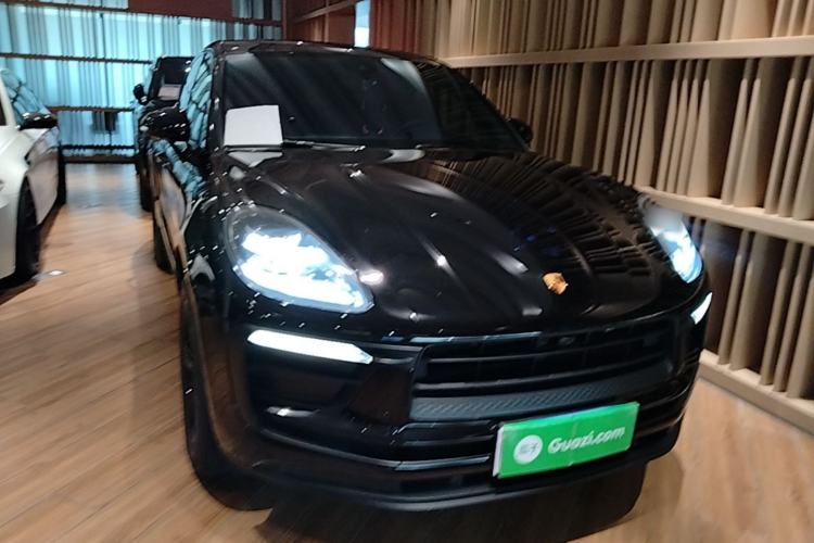 Used Porsche Macan 2022 Macan 2.0T Front