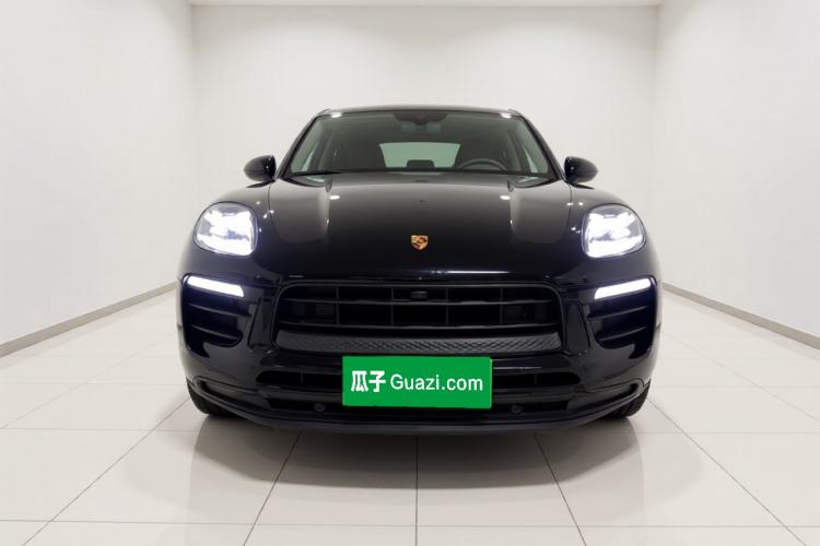 Used Porsche Macan 2022 Macan 2.0T Front