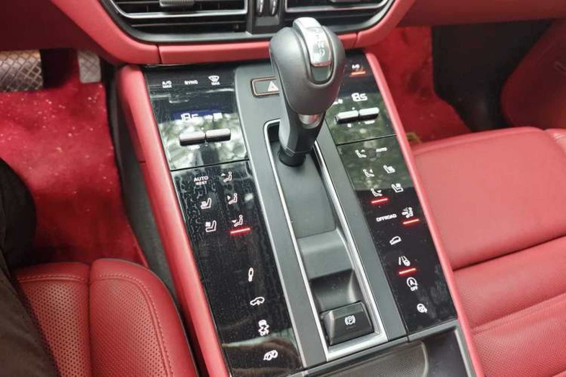Used Porsche Macan 2022 Macan GTS 2.9T Gear Lever