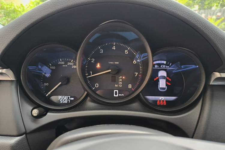 Used Porsche Macan 2022 Macan 2.0T Instrument Cluster