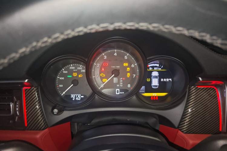 Used Porsche Macan 2022 Macan 2.0T Instrument Cluster