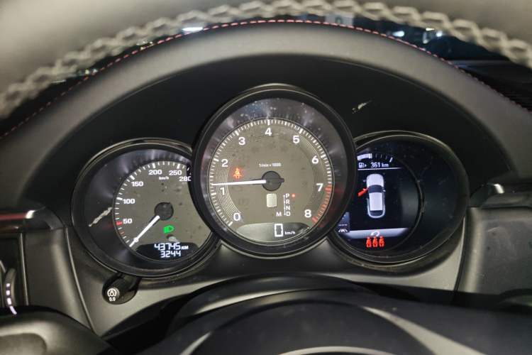 Used Porsche Macan 2022 Macan 2.0T Instrument Cluster