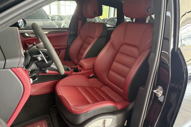 Used Porsche Macan 2022 Macan GTS 2.9T Interior 6