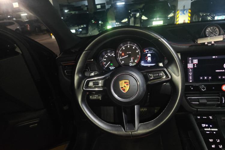 Used Porsche Macan 2022 Macan 2.0T Steering Wheel