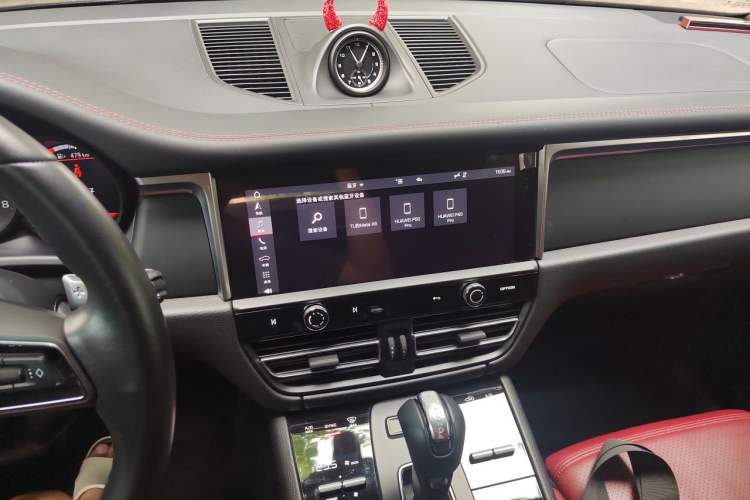Used Porsche Macan 2022 Macan 2.0T Audio And AC Panel