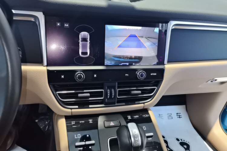 Used Porsche Macan 2022 Macan 2.0T Audio And AC Panel
