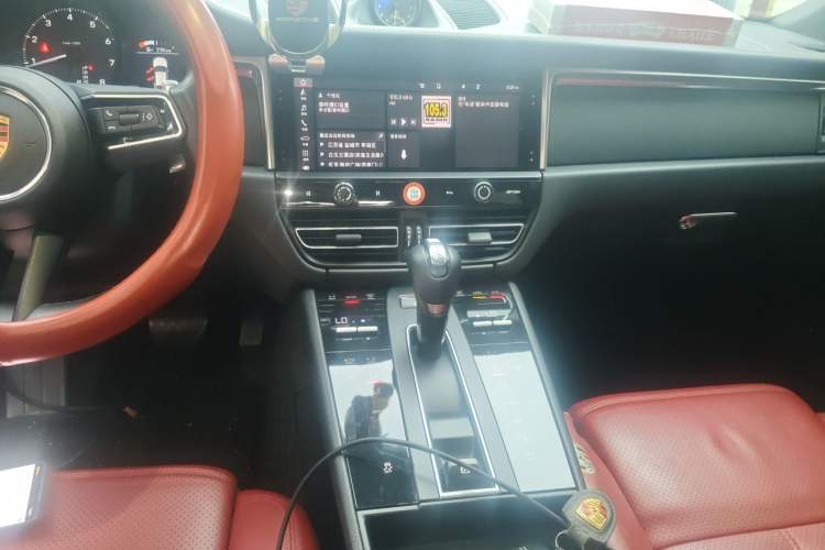 Used Porsche Macan 2022 Macan 2.0T Audio And AC Panel